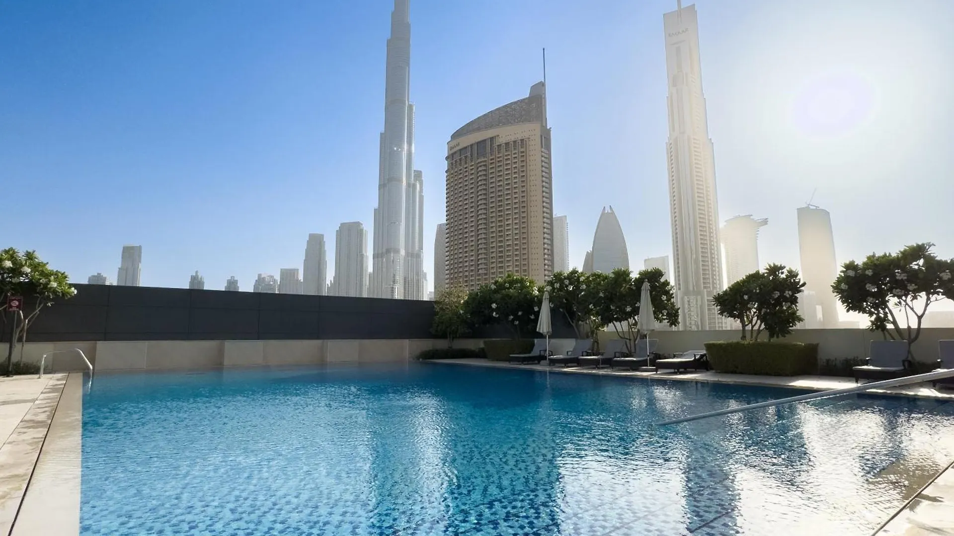 3Br Plus Maids With Full Burj Khalifa Views Dubai Apartment