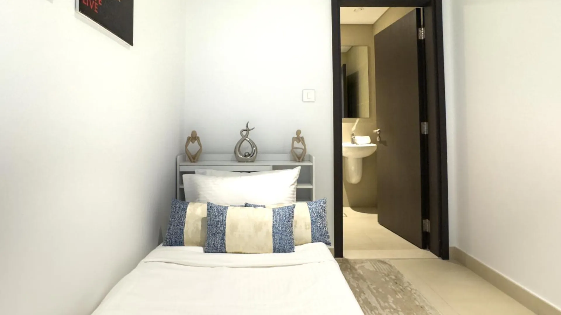 3Br Plus Maids With Full Burj Khalifa Views Dubai Apartment